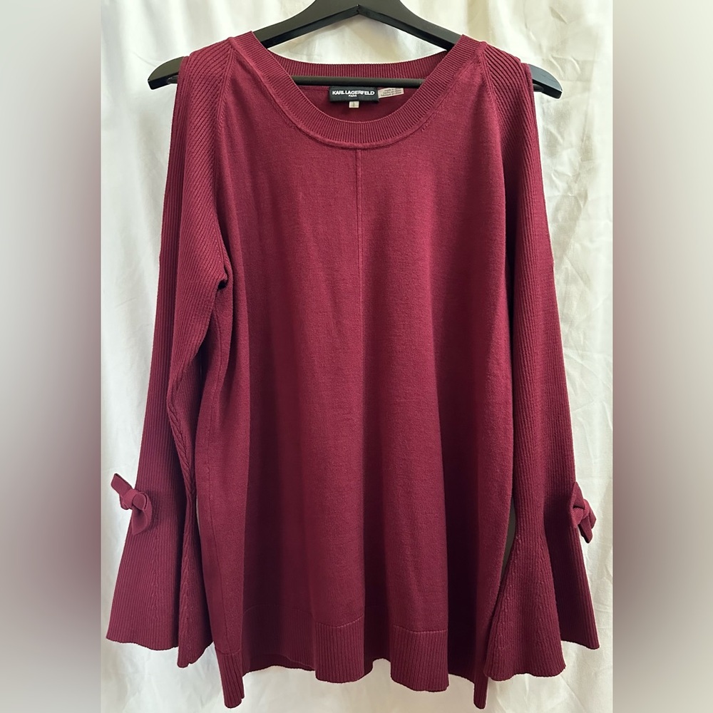 KARL LAGERFELD Peek-a-Boo Cold Shoulder Top Bell Sleeves w/bows Size Large